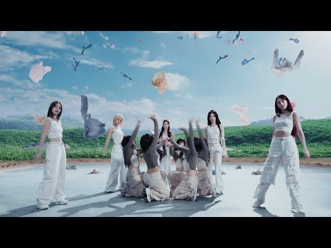 ITZY「ROCK & ROLL」Music Video