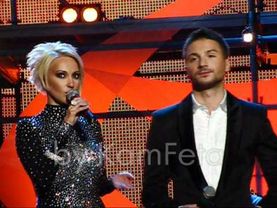 Ревнивый ведущий Сергей Лазарев