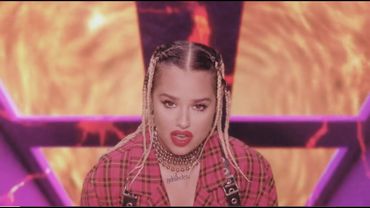 Tommy Genesis - a woman is a god (Visualizer)