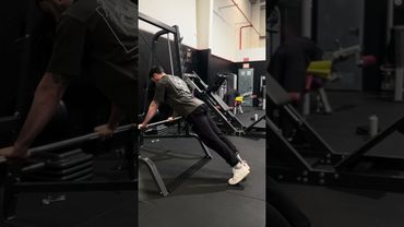 Flexiones inclinadas en multipower - Pectoral