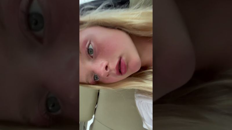 Showing you guys what I'm wearing