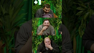 В неё кто-то вселяется #лигенды #трилитрасмеха #юмор #попробуйнезасмеятся