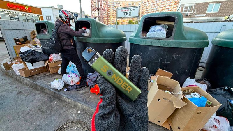 Как я зарабатываю лазая по мусоркам ? Dumpster Diving RUSSIA #112