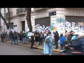 Supporters gather outside Argentine ex-president Kirchner's home ahead of house arrest ruling | AFP