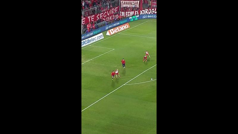 ¡Le pegó Matko Miljevic! 💣