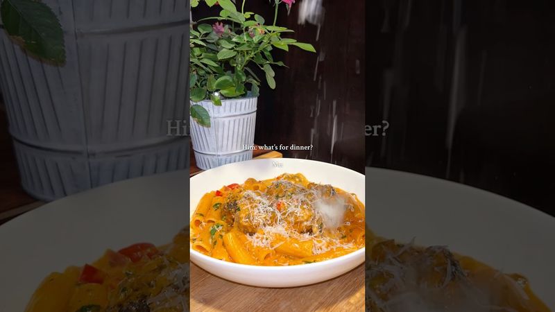 My pasta and meatballs is 100/10🤤 recipe coming #pasta #meatballs #dinnerideas #dinner #easyrecipe