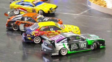 AMAZING RC DRIFT CARS IN ACTION!! COOL RC MODEL DRIFT RACE CARS IN SCALE 1:10