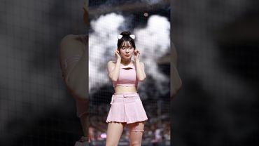 多慧就算已經來台灣第三年還是常常會被乾冰嚇到花容失色🤣@lee_dahye #李多慧 #이다혜 #cheerleader #fancam #shorts