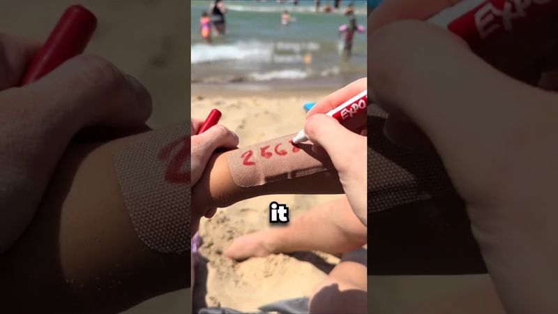 Il trucco intelligente che questa mamma ha usato in spiaggia 🏖️