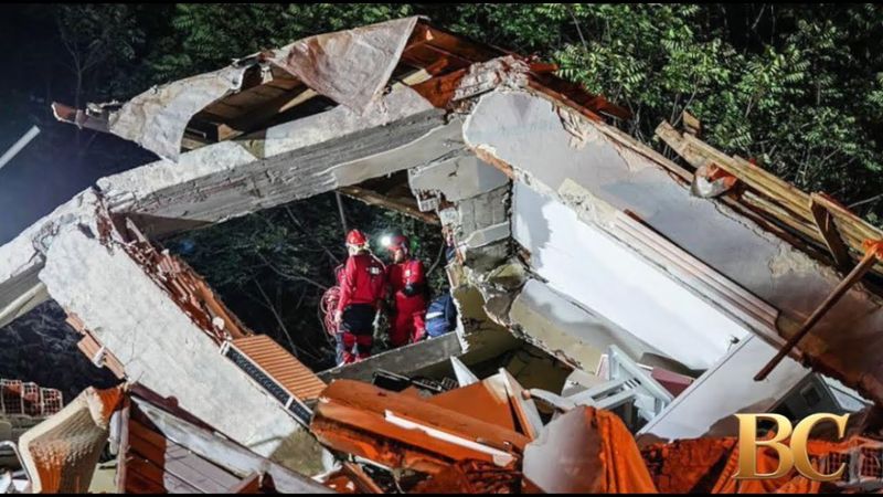 Il terremoto in Turchia distrugge gli edifici nella provincia nord-orientale di Balikesir