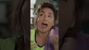 الملاكم شكله مرعب وما عاد فيهن ينسحبوا 🤣 #كذب_أبيض #رنا_شميس #اندريه_سكاف #وطن_اورجينال #اكسبلور