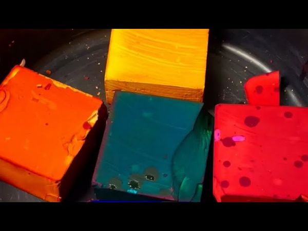 Vibrant Dyed Crunchy Chalk