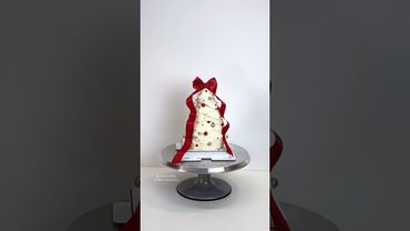 А какую выберешь ты? #кондитер #торт #новыйгод #елка #ёлка #елкановогодняя #новогодниеподарки