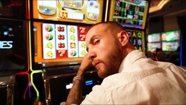 Продал Машину - ВСЕ ИЛИ НИЧЕГО? Додепов Играет в Офлайн Казино