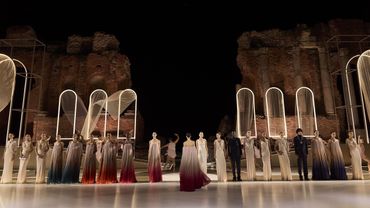 DROP THE CURTAIN ON TAORMINA | Bvlgari Polychroma High Jewelry and High-End Watches collection