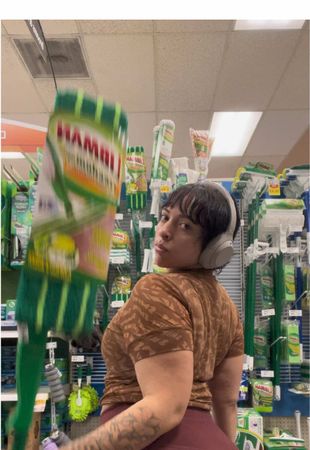 Shopping is relaxing and fun #cleaningsupplies #catchmelive 