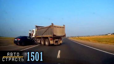 BEST OF DASHCAMS - DRIVING FAILS, INSTANT KARMA & WTF Compilation | AutoPassion 2022 - Episode #1501