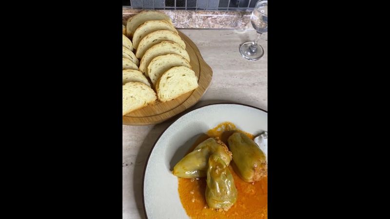 Когда лень готовить голубцы)) Смотреть со звуком)