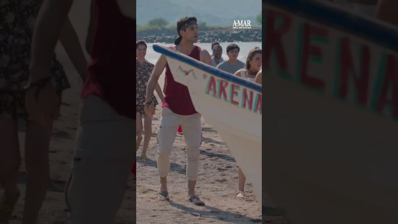 Gabriel rescata a una mujer que encontró en el mar #AMar #Uninovelas
