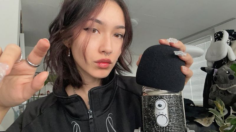 ASMR ☆ BEST MIC TRIGGERS (mic scratching, swirling/pumping,…)