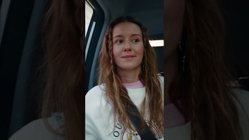 Отправляй другу-заботушке | Смотрите роуд-муви «Туда» уже на KION