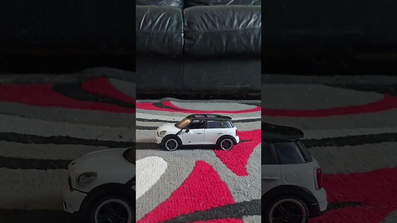 Model car crush with winter boots #asmrcrunch #modelcarcrush #asmrsounds #crushingasmr #crunchyasmr