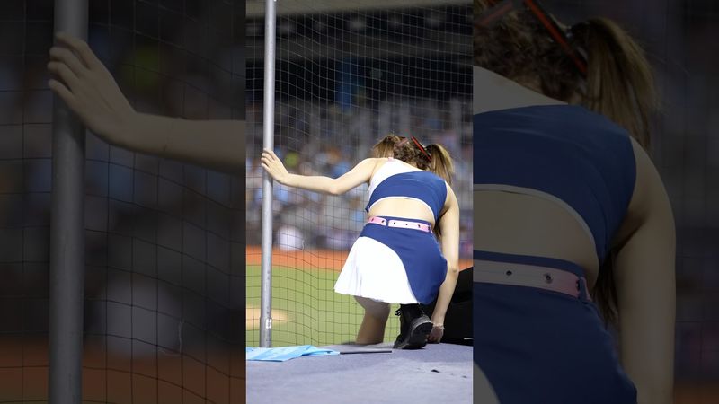 珠珠還敢皮呀 玩到毛巾掉下去了吧🤣@Jueun_0724 #李珠珢 #이주은 #cheerleader #fancam #shorts