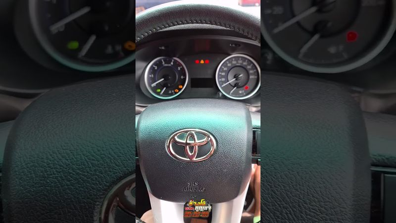 ทำกุญแจรีโมท #Toyota #Revo #ร้านทำกุญแจใกล้ฉัน #ช่างทำกุญแจใกล้ฉัน 063-639-7132 ช่างโอ้ กุญแจ