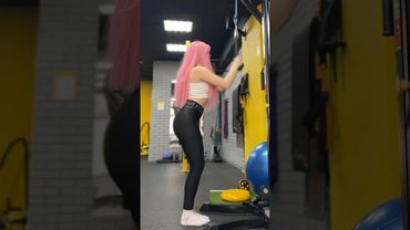 НЕ КАЧАЙ РУКИ, КАК ГАЛЯ! Смотри до конца!!! #спорт #фитнес #руки