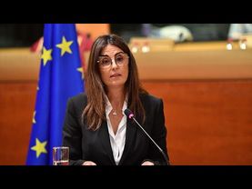 Ombudswoman urges EU institutions to improve transparency amid complaints