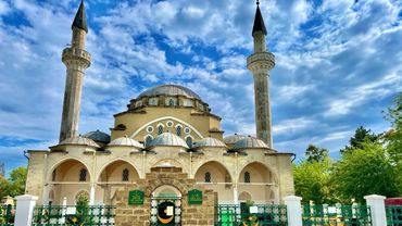 ЕВПАТОРИЯ. История СТАРОГО ГОРОДА. Экскурсия. КАРАИМСКАЯ кухня. Синагога изнутри. КРЫМ сегодня 2022