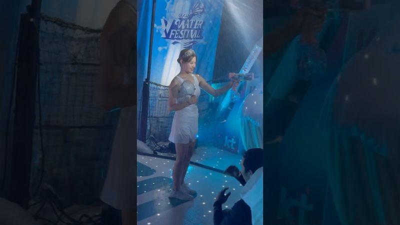 예삐 물총 맞아볼 사람?🙋‍♀️#이예빈 #이예빈치어리더#ktwiz #kt위즈 #kt위즈치어리더