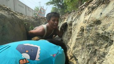 Locals brace for impact and inspect aftermath of Myanmar junta air strike | AFP