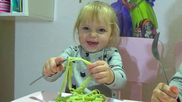 Маргарита НАКОРМИЛА Леру невкусными МАКАРОНАМИ