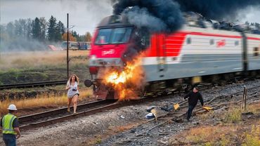 Идиоты На Железной Дороге, Которые Натворили Бед!