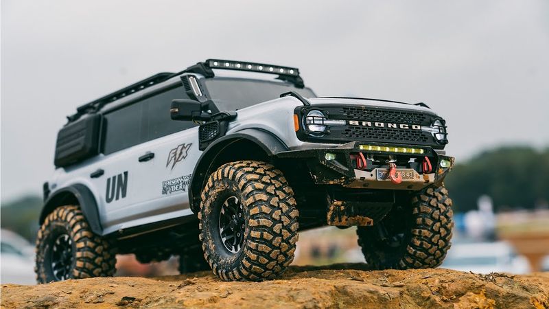 Rc Crawler Traxxas TRX-4 - 2021 Ford Bronco (Iconic Silver) Updated Accessories & Off-Road Rc Car