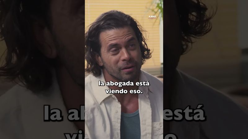 Íker desprecia a Gabriel al saber que no es su papá #AMar #Uninovelas