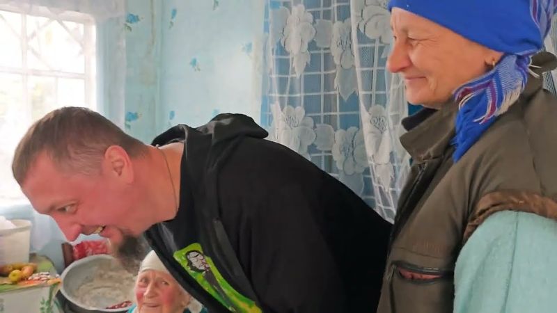 VLOG Бабушка Отжигает. Мы в селе