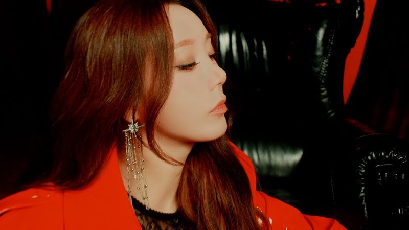 EZ SOLO - EZ LIKE QUEEN (Official Performance Video)