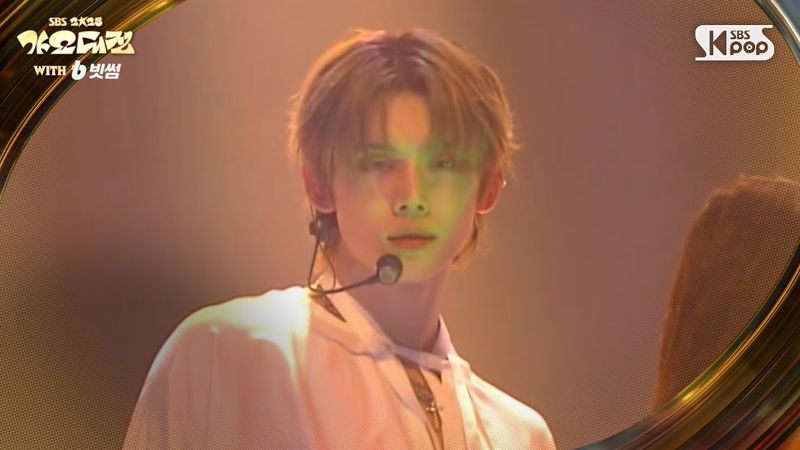 YEONJUN(연준) - Let Me Tell You (feat. Yoonchae of KATSEYE) + Talk to You @SBS GayoDaejeon