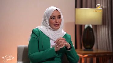 المذيعة نسرين الحكيم تستعيد ذكريات بدايتها في العمل الإعلامي وتروي تفاصيل موقف طريف جمعها بطلال مداح