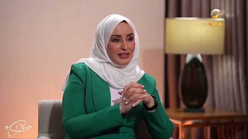 المذيعة نسرين الحكيم تستعيد ذكريات بدايتها في العمل الإعلامي وتروي تفاصيل موقف طريف جمعها بطلال مداح