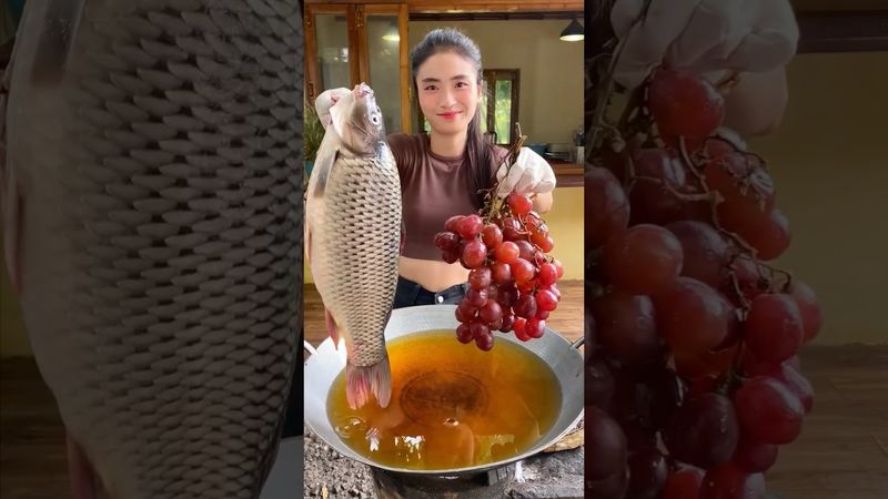 Deep fried fish and red grape Soup