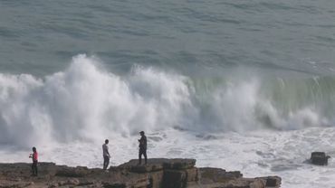 В Перу закрыли более 100 портов из-за аномальных волн