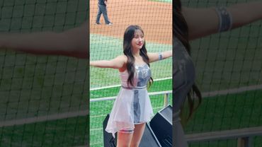 얼굴 어두웠지만 서유니 보고 밝아짐 #이서윤 #이서윤치어리더#ktwiz #kt위즈 #kt위즈치어리더