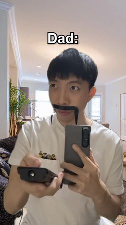 Dad and their kids enjoy the music and have fun #luziwei #meme #famil...