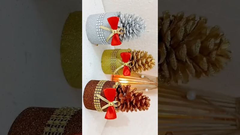 DIY pine cone craft for christmas decoration #pinecone #christmas #decor #bestdiyideas #shorts