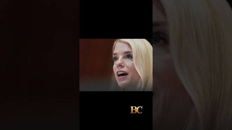 Misteri seputar berkas Epstein setelah Bondi mengklaim 'puluhan ribu' video