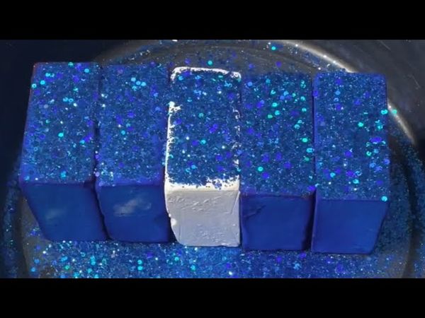 Blue Dyed & Plain White Fresh Glittery Chalk