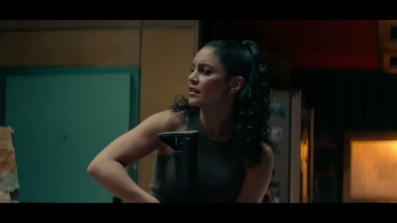 Реджи Против 15! Плохие Парни 4: До Конца